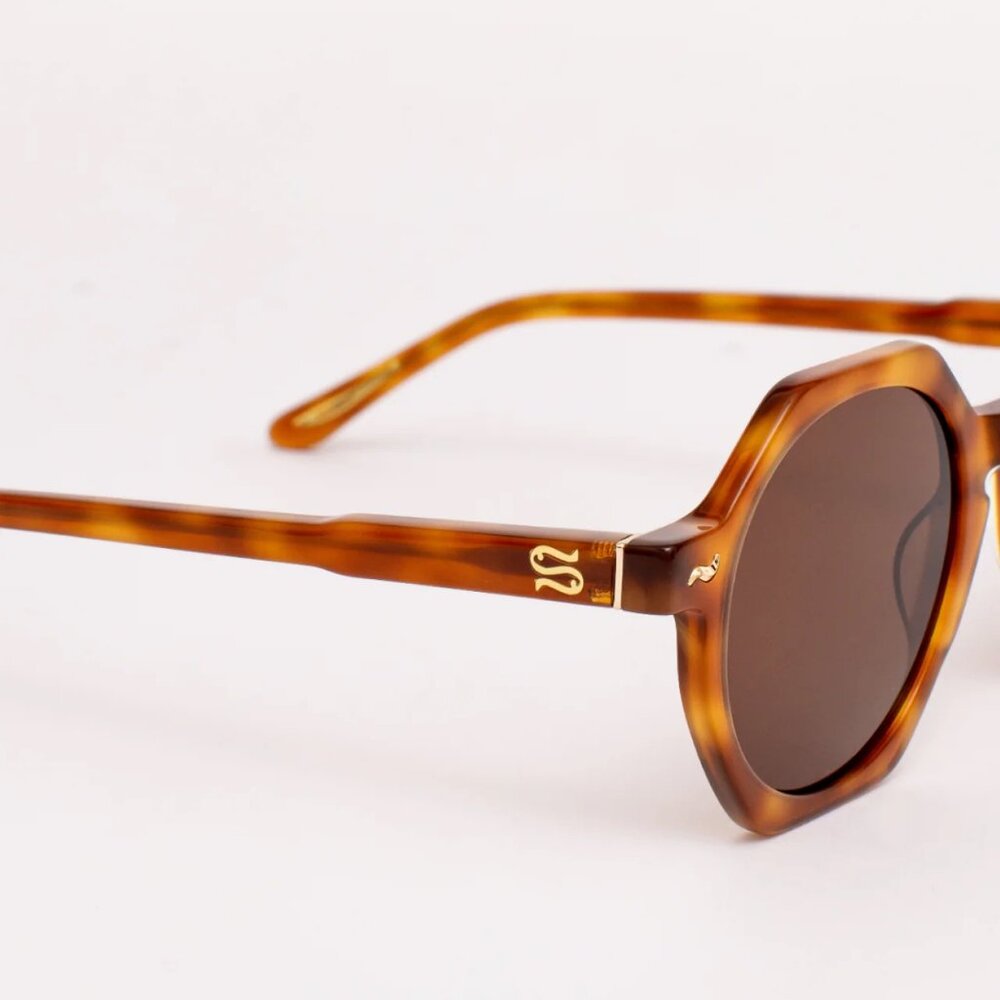 NEW Sardine Millie Sunglasses in Carmelo Glaze Tortoise - Picture 4 of 5